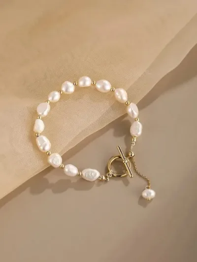 Pulsera para dama de fantasia color blanco