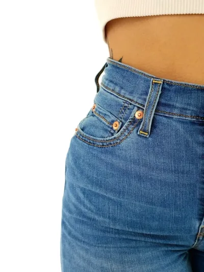 Jeans Levis  para Dama Straight Ankle 0253