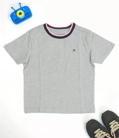 Camiseta Tommy Hilfilger para niño color gris