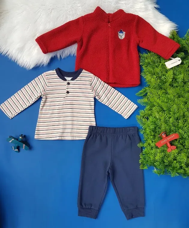 Conjunto para niño multicolor con abrigo color rojo