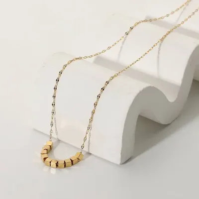 Collar de acero inoxidable para dama color dorado