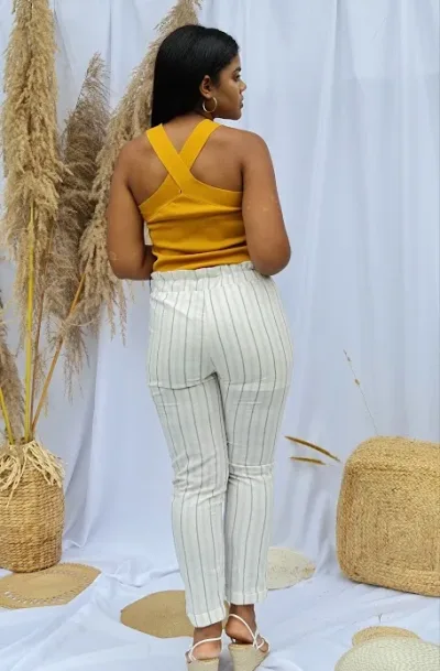 Pantalon Hyfve para dama color blanco hueso con rayas