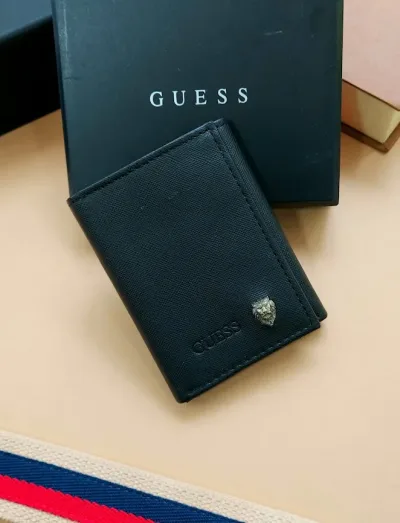 Billetera Guess para caballero color negro