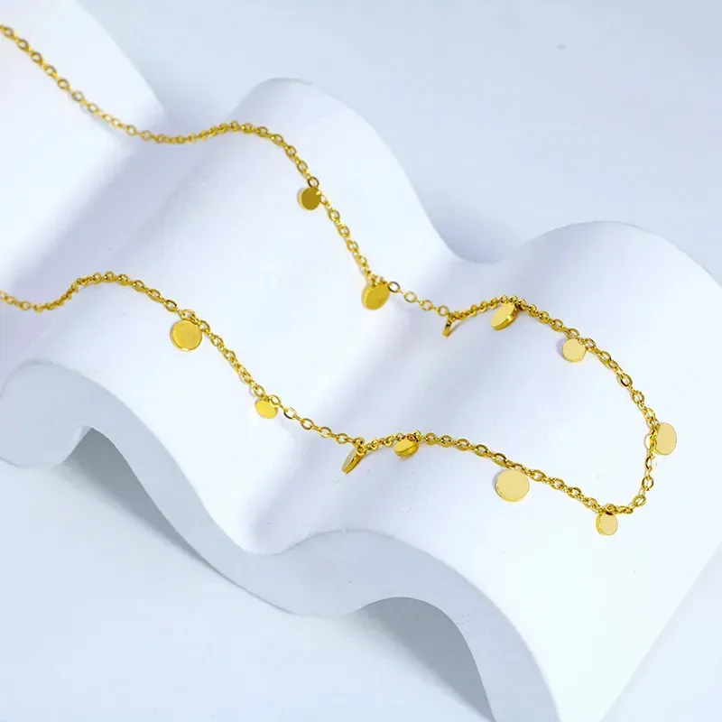 Collar de acero de titanio
