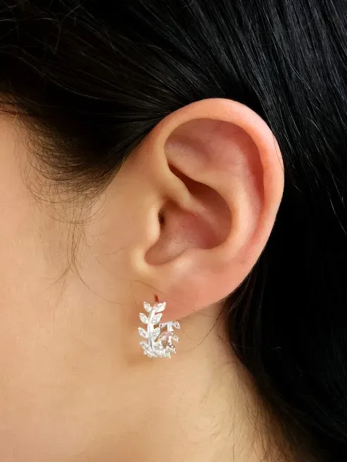 Aretes plata 925 para dama con diseño de hojas