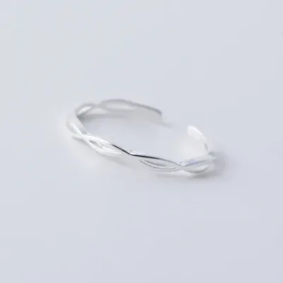 Anillo de plata
