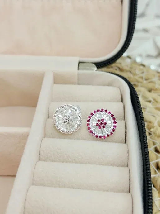 Par de aretes para dama plata 925 color plata color plateado, rosa y fucsia