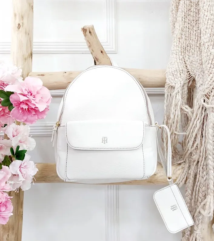 Bolso Tommy Hilfiger para dama color blanco con tarjetero