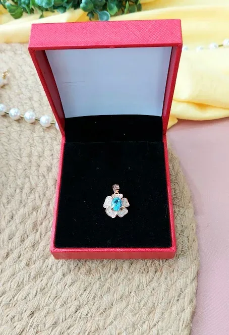 Dije de plata 925 para dama diseño flor