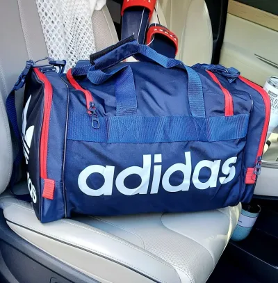 Bolso Adidas Unisex Color Azul, Rojo y Blanco
