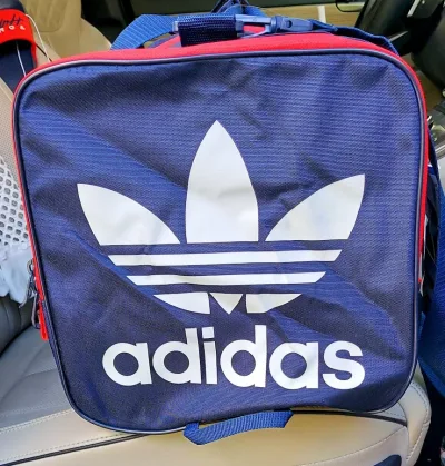 Bolso Adidas Unisex Color Azul, Rojo y Blanco