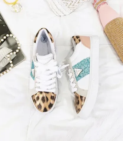 Tenis GUESS para dama multicolor