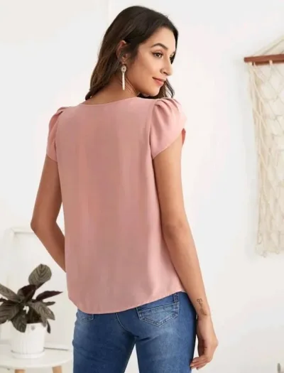 Blusa para dama color rosado diseño manga de pétalo