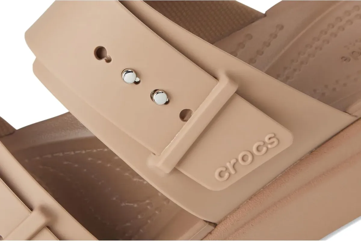 Sandalias Crocs para dama 207431-2Q9
