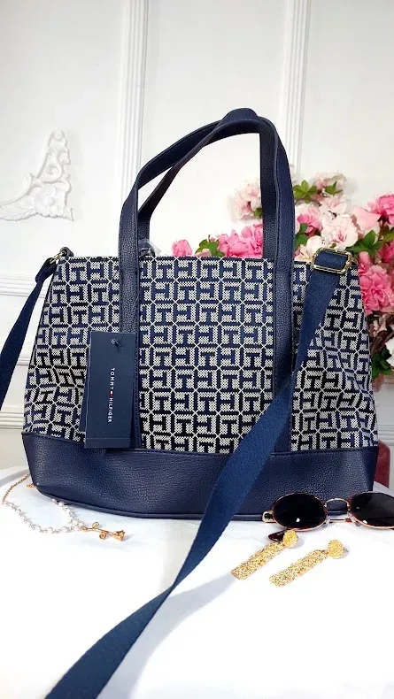 Bolso de hombro Tommy Hilfiger para dama color azul oscuro