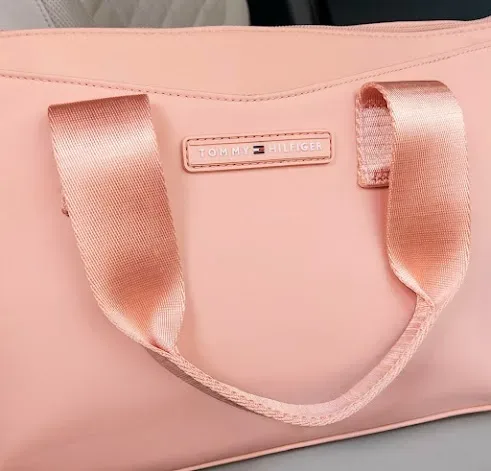 Bolso Tommy Hilfiger para dama color coral