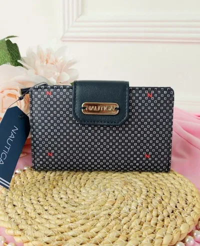 Cartera Naútica para dama diseño a cuadros color azul y blanco