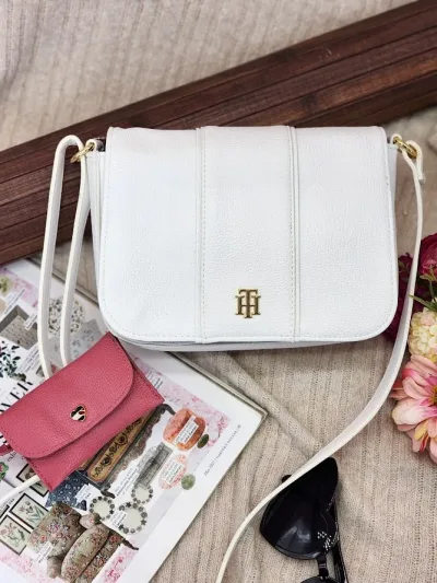 Bolso Tommy Hilfiger para dama  -  69JA035 100 NKU