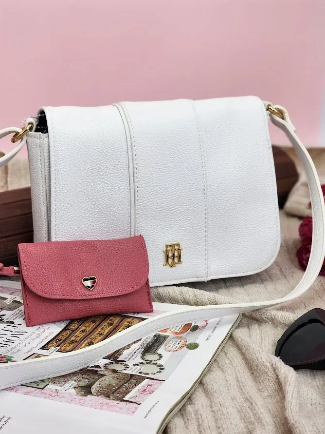 Bolso Tommy Hilfiger para dama  -  69JA035 100 NKU