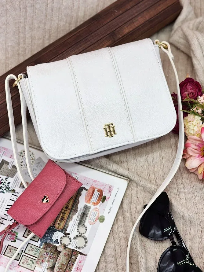 Bolso Tommy Hilfiger para dama  -  69JA035 100 NKU