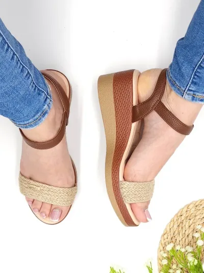 Sandalias Natural Vero Camel San Tex Pu para dama