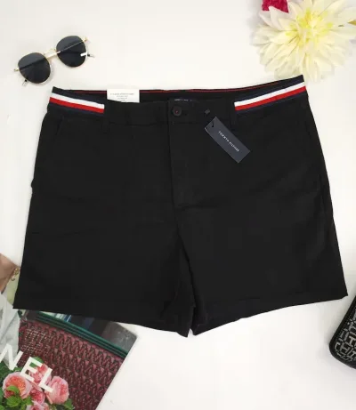 Short Tommy Hilfiger para dama color negro