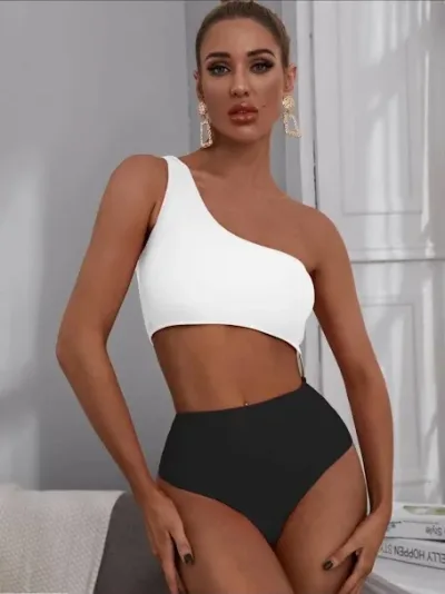 Vestido de baño para dama color blanco y negro