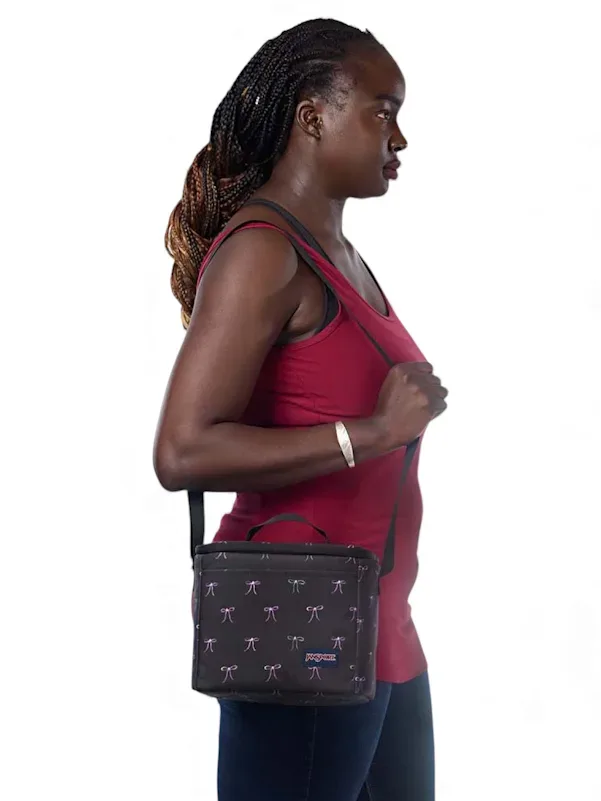 Lonchera Jansport Super Snack JS0A8503KX0 COLOR NEGRO