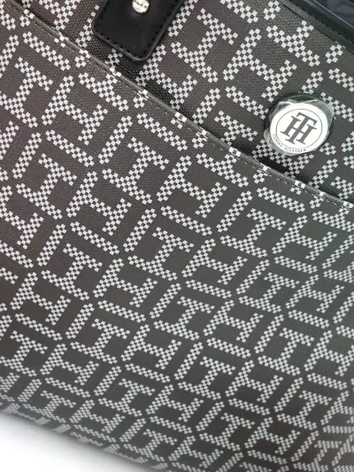 Bolso de hombro Tommy Hilfiger para dama color negro