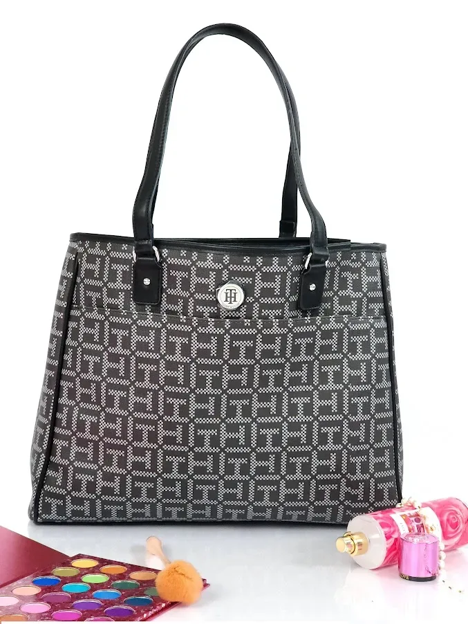 Bolso de hombro Tommy Hilfiger para dama color negro