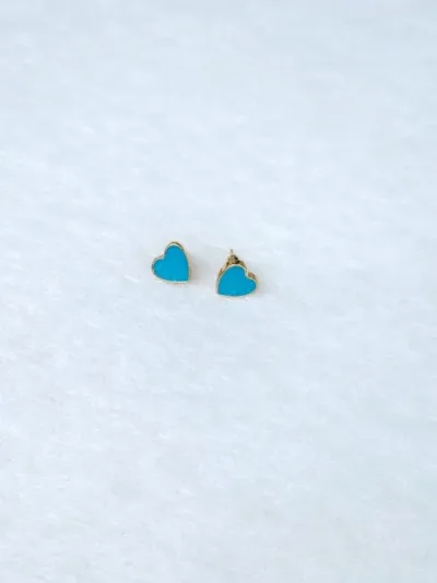 Par de aretes para dama diseño de corazón celeste