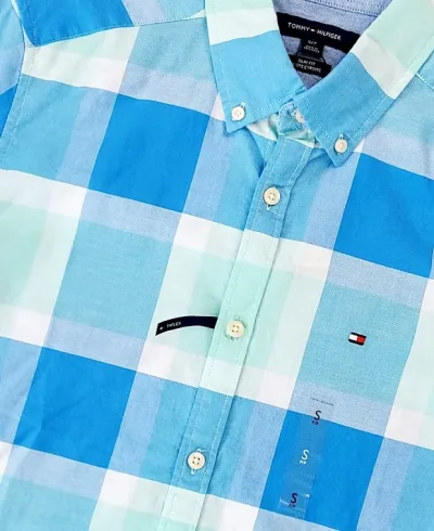 Camisa Tommy Hilfiger Slim Fit para caballero diseño a rayas cuadros