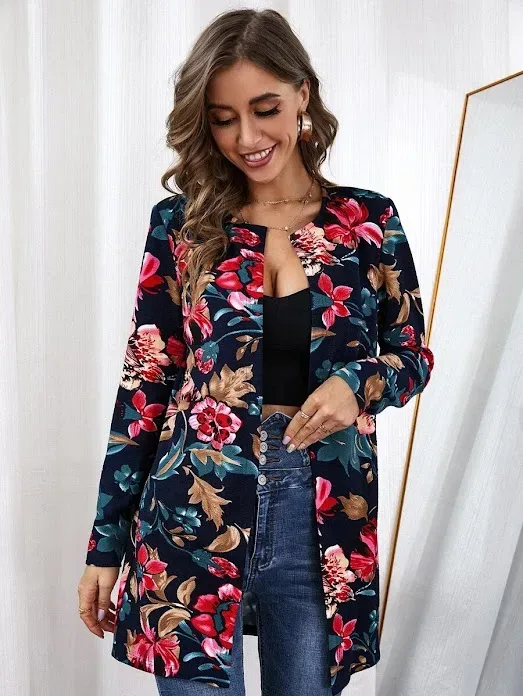 Abrigo para dama con estampado floral con parte delantera abierta