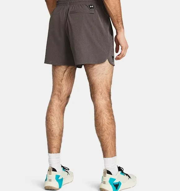 Pantaloneta  deportiva Under Armour para caballero  color gris