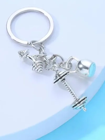 Llavero con accesorios de gimnasio