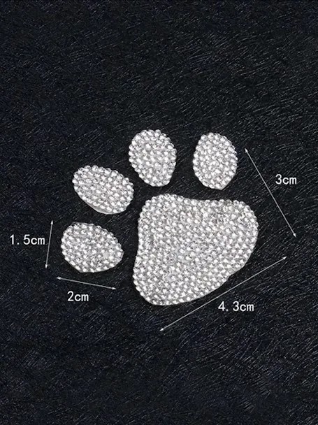 Pagatina para coche con diseño de perro de diamantes de imitación color plateado