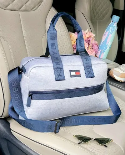 Bolso Tommy Hilfiger para dama color gris