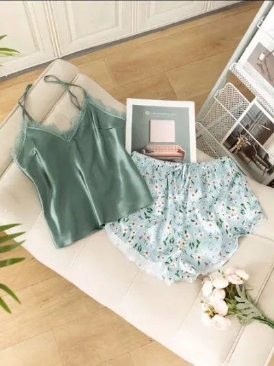 Pijama para dama diseño floral