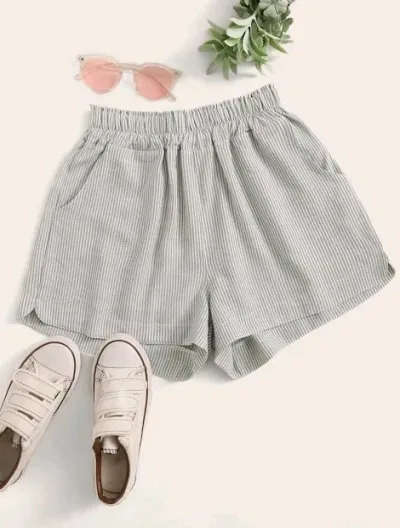 Short para dama diseño a rayas