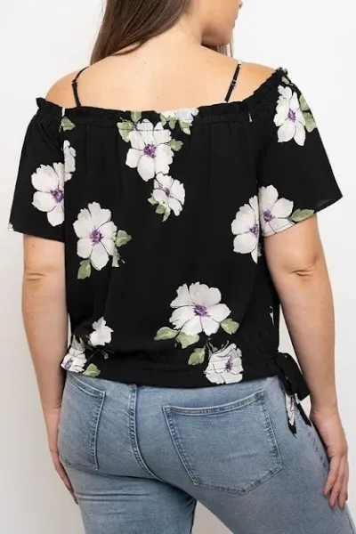 Blusa para dama color negro con diseño floral