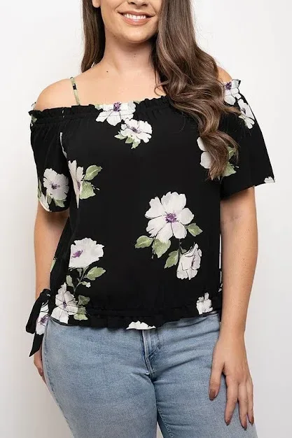 Blusa para dama color negro con diseño floral