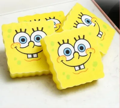 Esponja diseño de Bob Esponja color amarillo