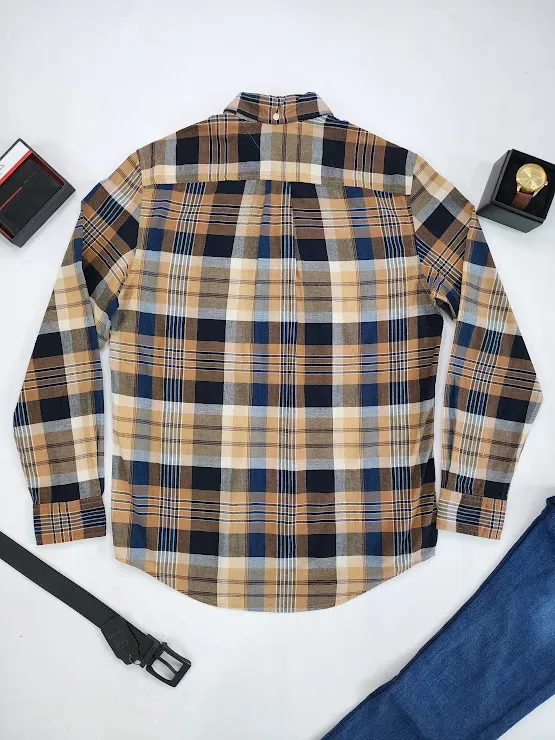 Camisa Tommy Hilfiger para caballero color cafe,negro y azul