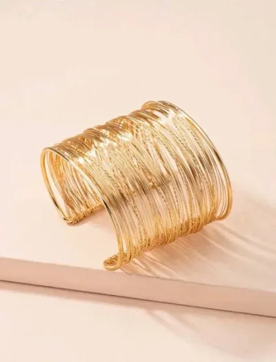 Pulsera para dama color dorado