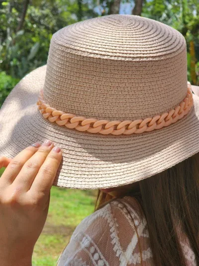 Sombrero para dama color rosado
