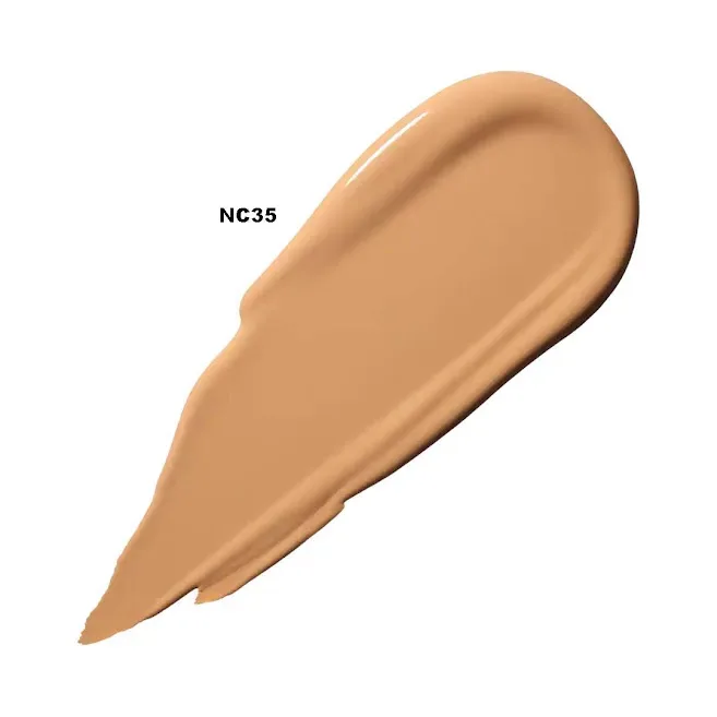 Base de maquillaje MAC para dama tono NC35