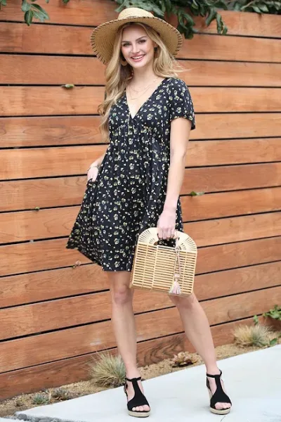 Vestido para dama color negro con estampado floral