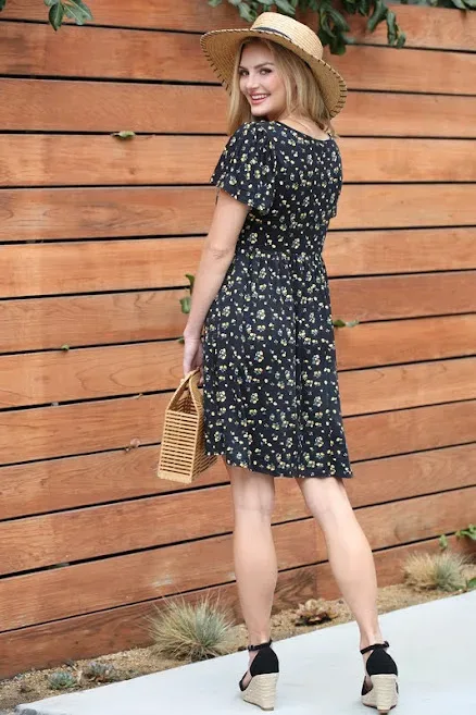 Vestido para dama color negro con estampado floral