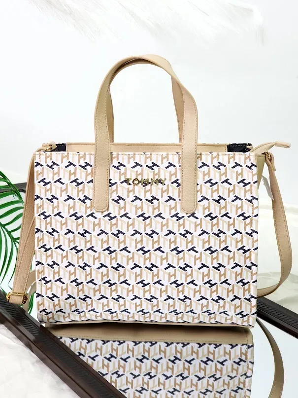 Bolso Tommy Hilfiger para dama color beige
