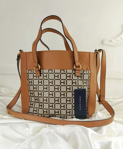 Bolso Tommy Hilfiger para dama color beige y camel